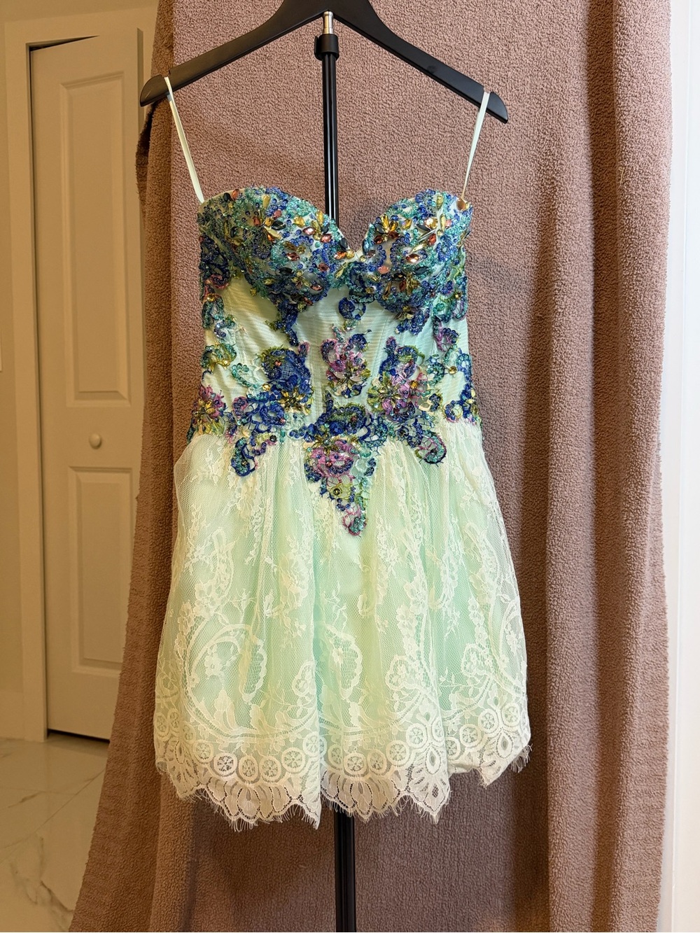 La Femme Gigi (Style 19973)